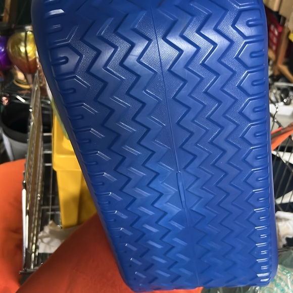 Brand new Crocs SIMILAR bag. Brand new. Royal blue - Picture 4 of 6